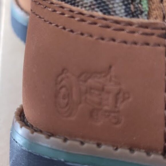 Faded Glory Toddler Size 3 Camo Boots Zip-Up - Picture 3 of 5